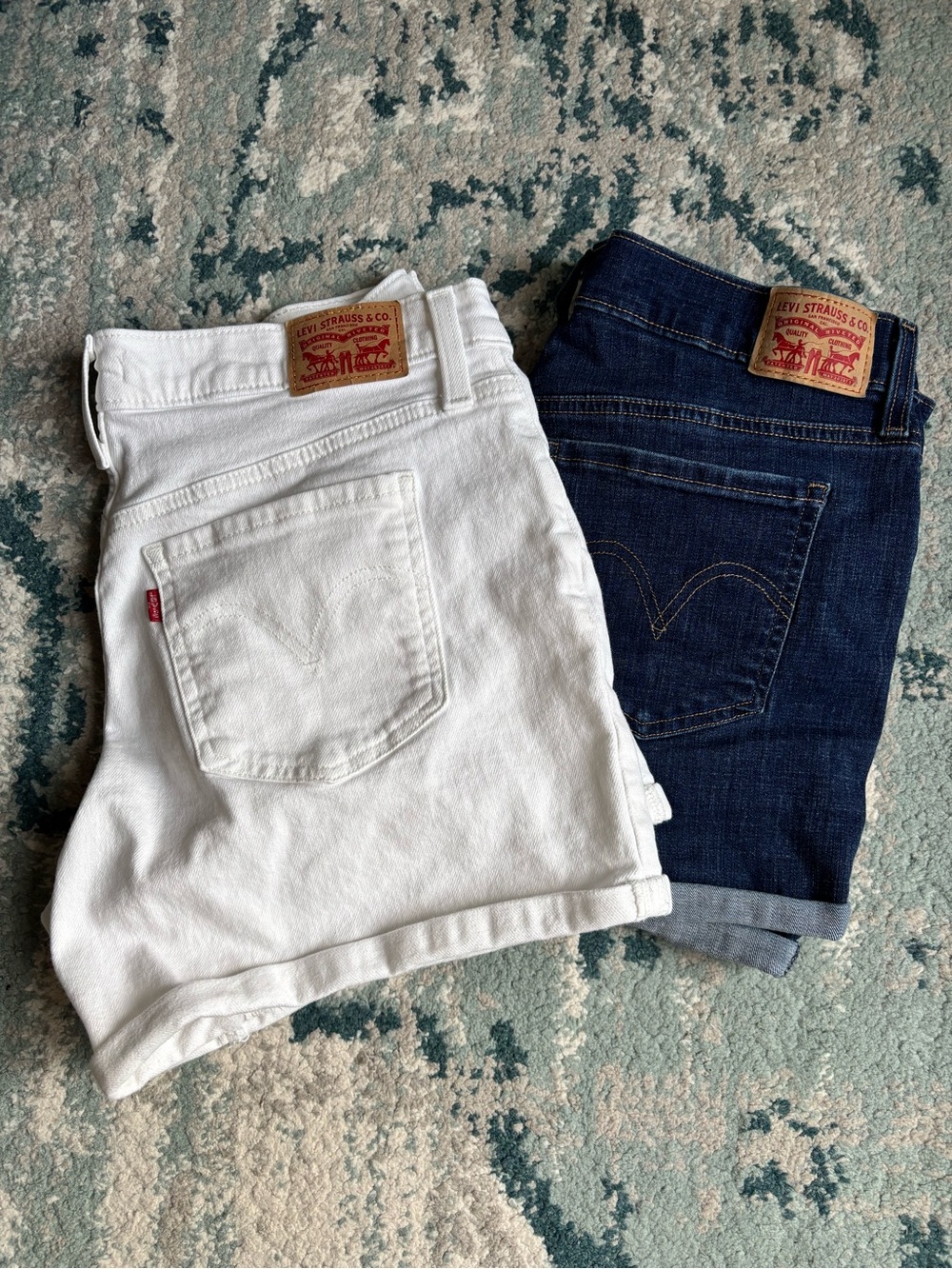 Levi's White and Dark Blue Denim Shorts